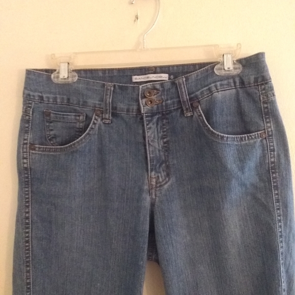 BANDOLINOBLU Jeans Capris - Picture 4 of 4